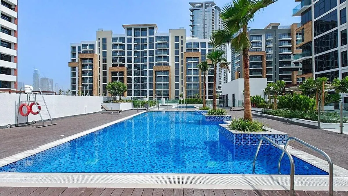 Modest Studio In Meydan ドバイ